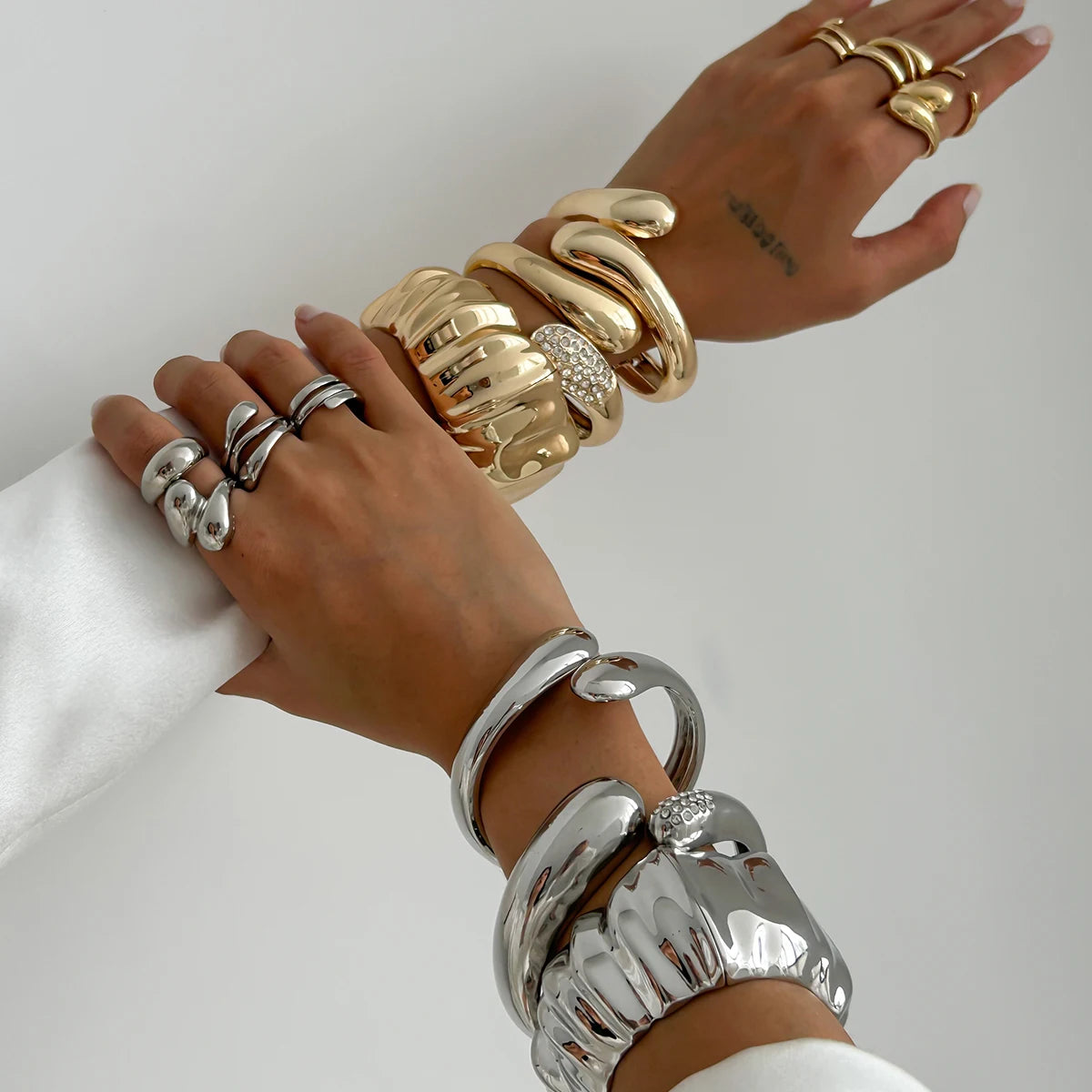 Forma & Ore Bangle