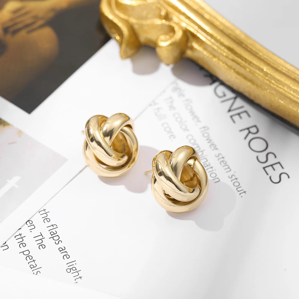 Radinat Twist Earring