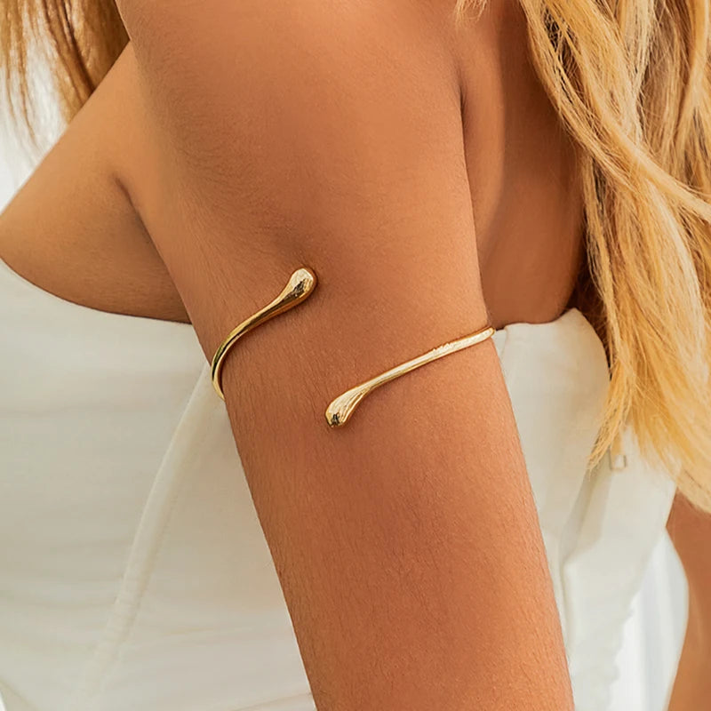 Rosehall Arm Cuff