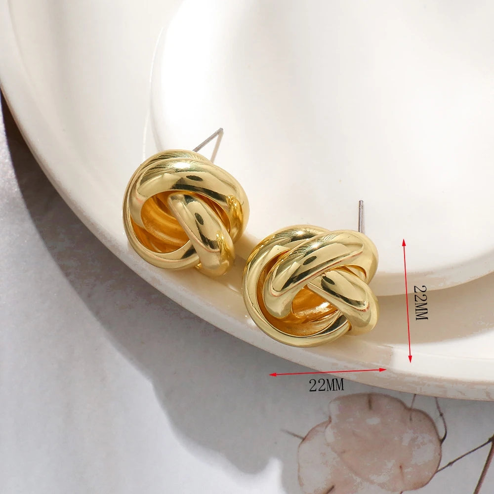 Radinat Twist Earring
